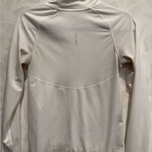 Nike Running Women’s Dri-Fit 1/4 Zip Long Sleeve Top